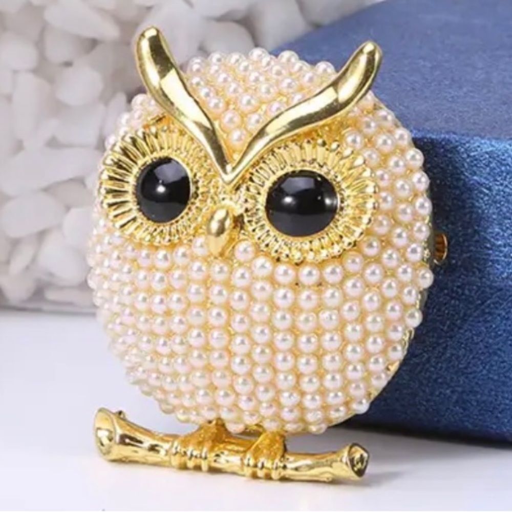 WHITE AND GOLD OWL BROOCH